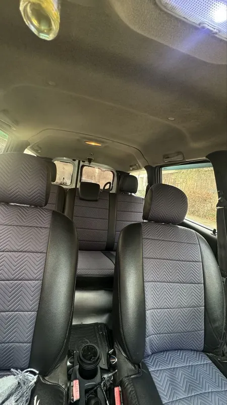 Продаётся машина Lada Largus 4 Продаётся машина Lada Largus 4