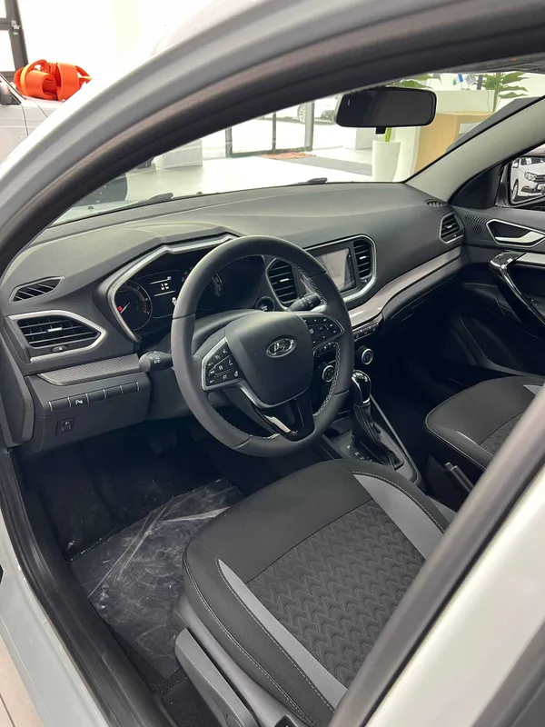 LADA Vesta SW Universal M/T — фото 3