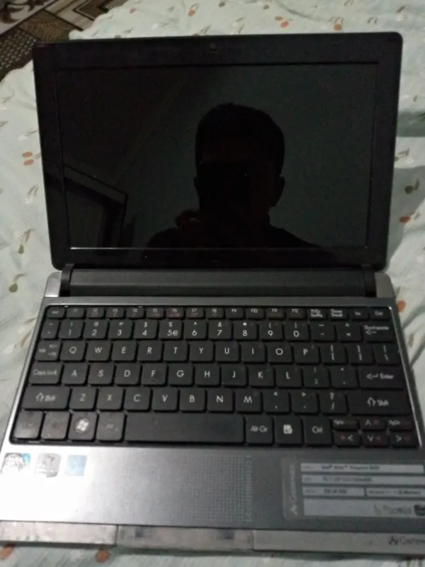 “Gateway netbook, USA, Intel Atom, ofis va o‘qish uchun” — фото 1