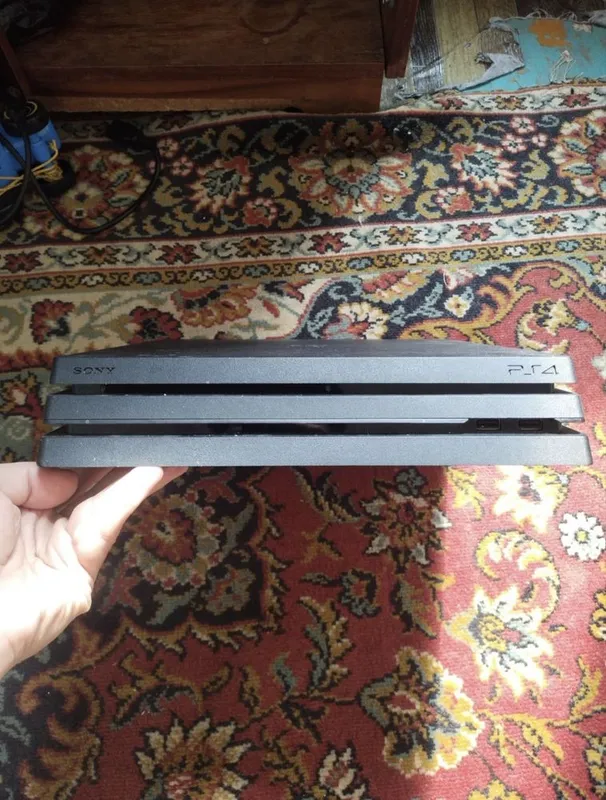 Playstation 4 pro holati ideal plomba — фото 1