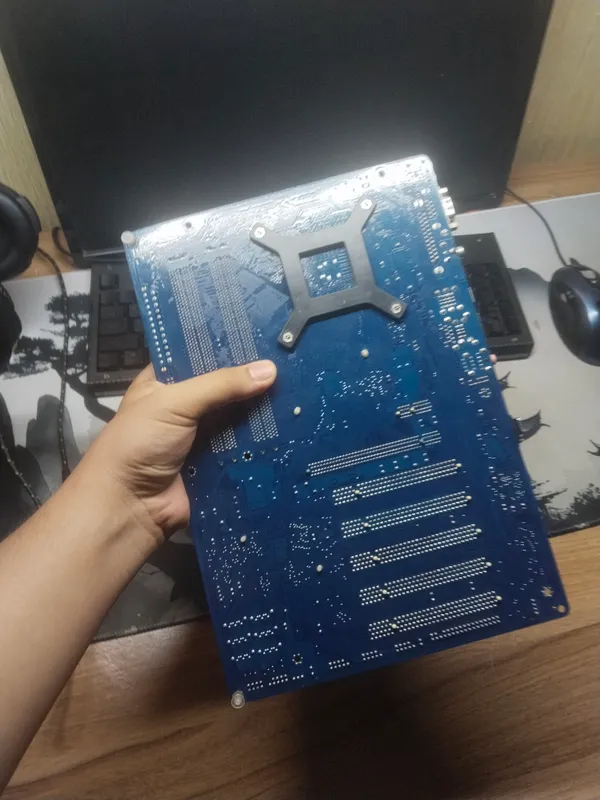 P43T+ E5400+ Gt9400+2x2gb+kulerdan iborat to‘plam 3