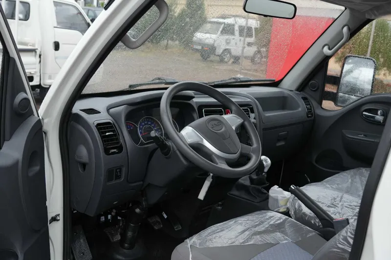 Продаётся JAC X 200 (без пробег) — фото 4