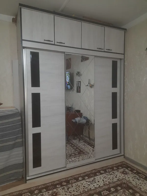 Продается шкаф купе