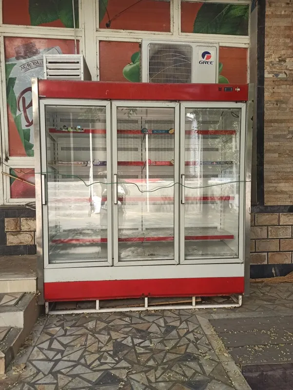 Продам холодильник 3 камерний Продам холодильник 3 камерний