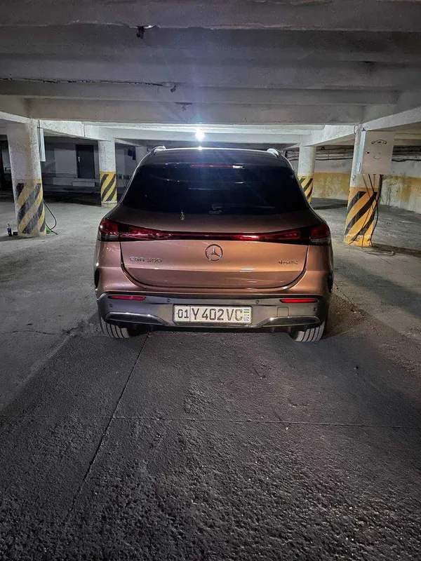 продаётся Mercedes-Benz EQA 300 3