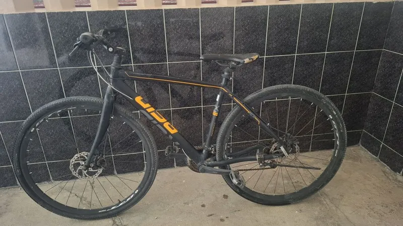 Har kunlig uchun Nemis Velosiped 1