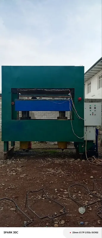 Продаётся пресс на 200 тонн, в хорошем состоянии 1