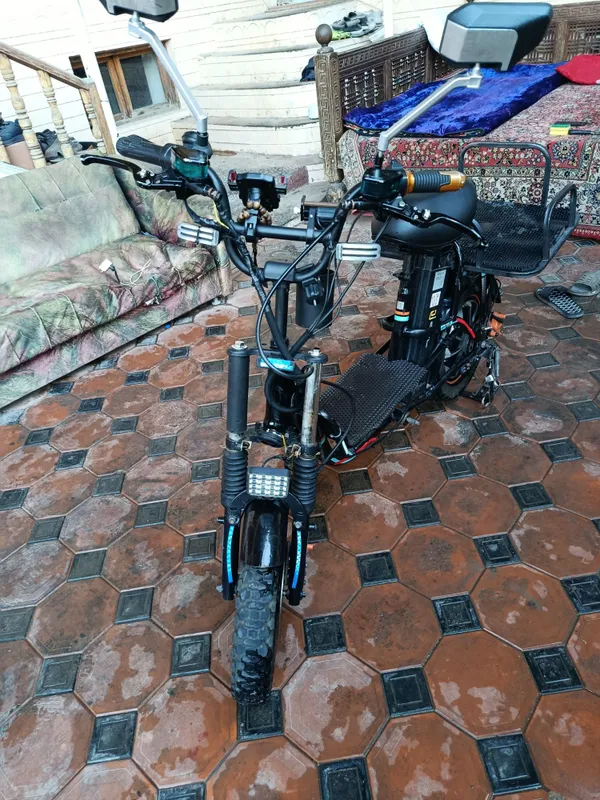 Eliktro sukuter velo