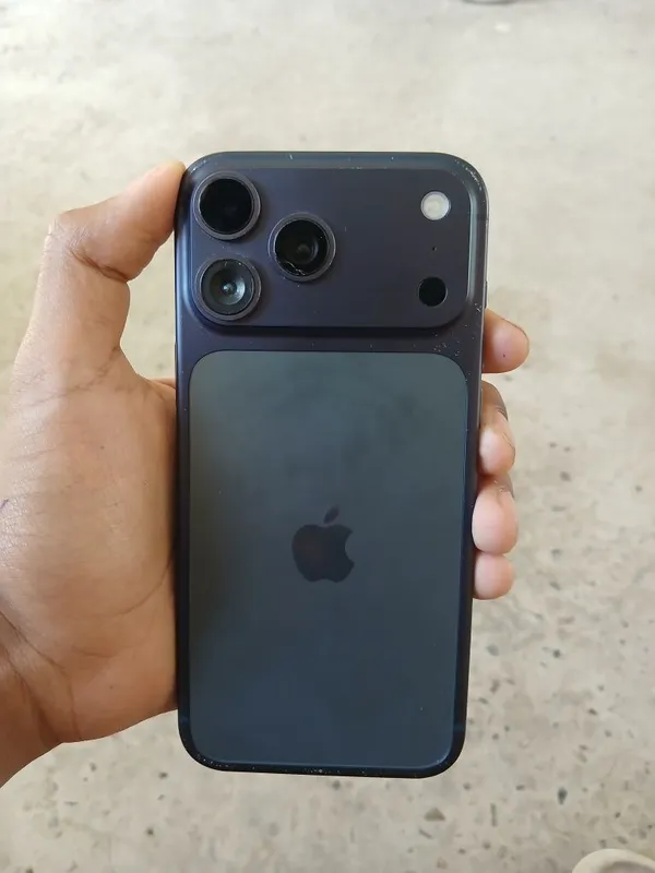 iPhone 17 pro max dubai — фото 4