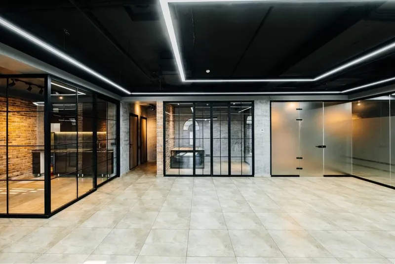 Ц-1 • Офис в бизнес-центре • 100 м² • 3 ком. • Осободится с 1 августа — фото 1 Ц-1 • Офис в бизнес-центре • 100 м² • 3 ком. • Осободится с 1 августа — фото 1