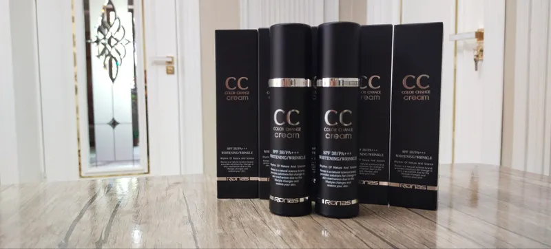 RONAS CC CREAM COLOR CHANGE SPF 38/PA+++