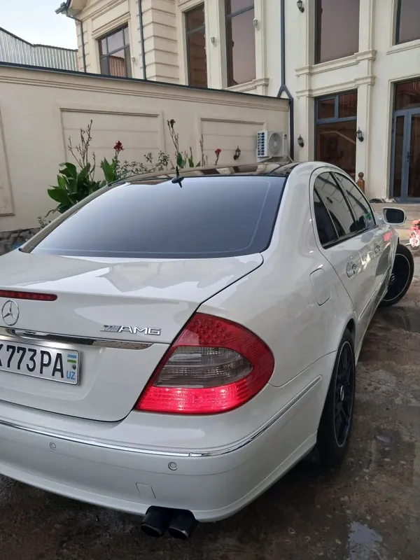 Mercedes Benz W211 2 Mercedes Benz W211 2