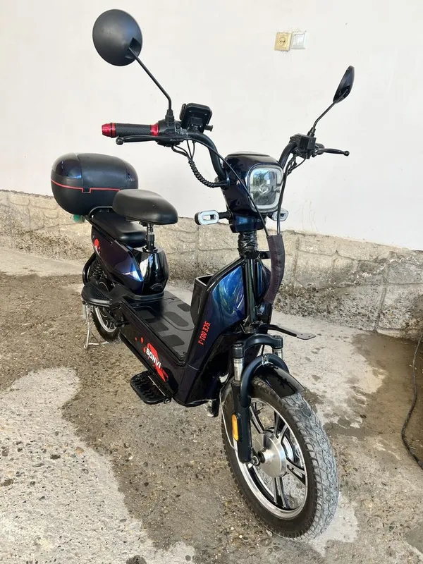 Скутер сотилади Bonvi 60км 3