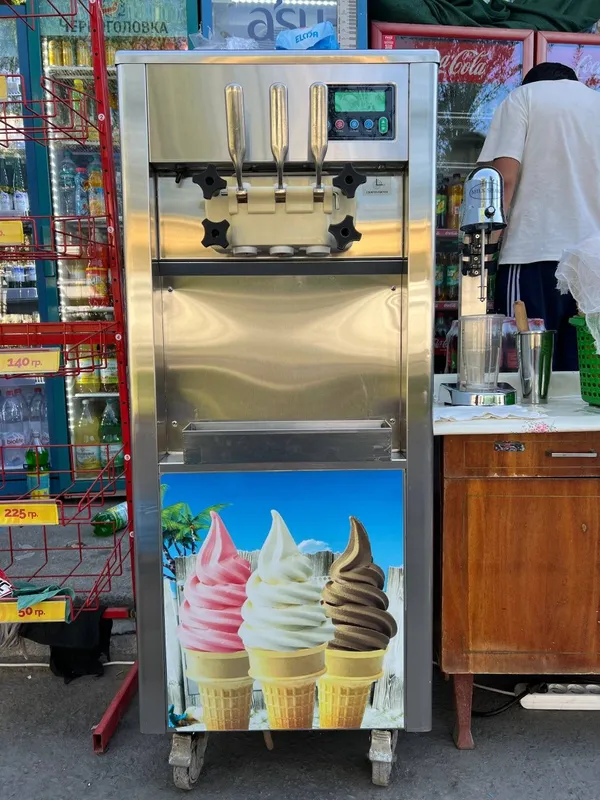 Frezzer apparat sotiladi srochna ! 1 Frezzer apparat sotiladi srochna ! 1
