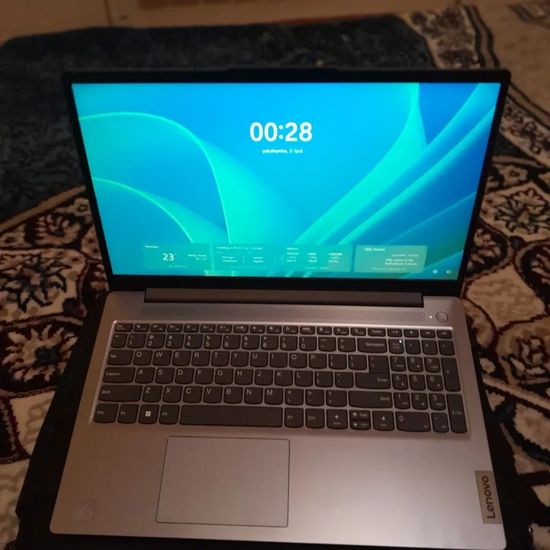 Noutbook Lenovo 4/128 1