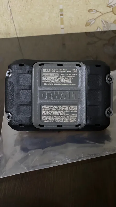 Аккумулятор Dewalt DCB2104 4 Аккумулятор Dewalt DCB2104 4