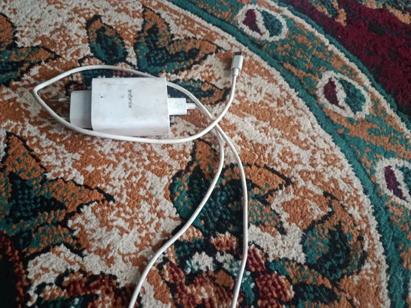 taypsi kabel va infinix orginal kallak taypsi kabel va infinix orginal kallak
