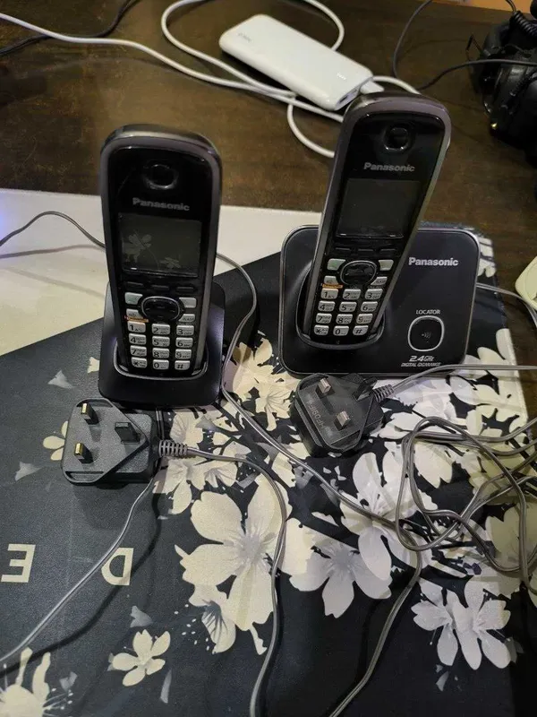 продается домашний телефон Panasonic