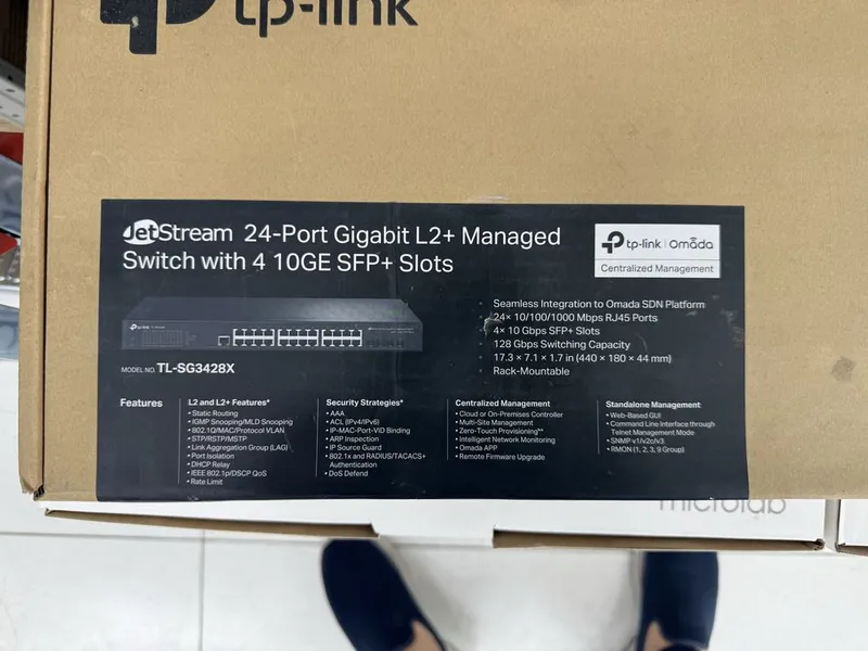 Tp-Link SG3428X 24 партовый управляемый гигабит свич