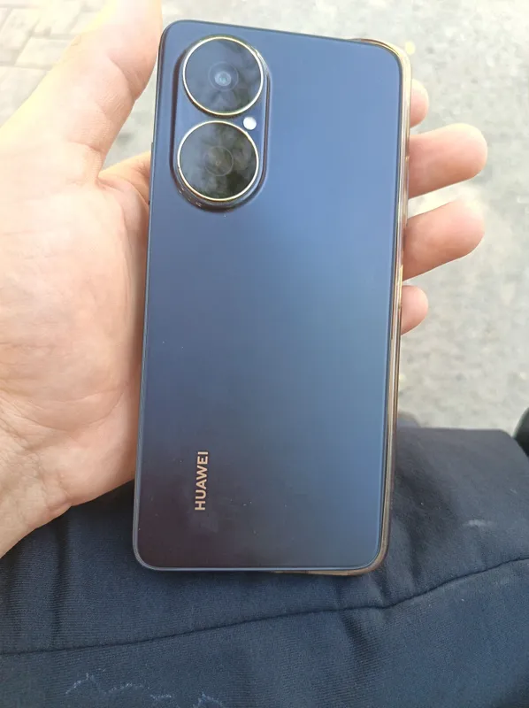 Huawei Y73 Nova — фото 1
