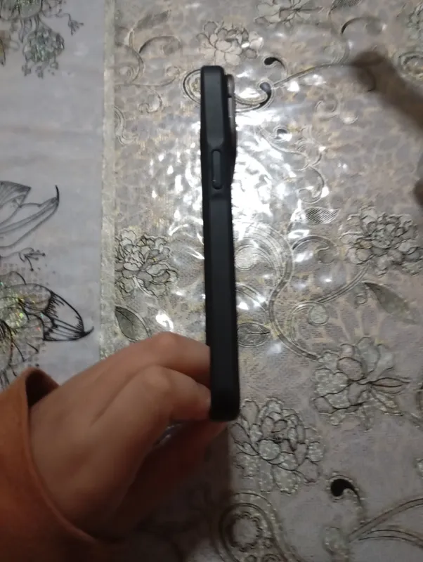 iphone 16 pro max chexol kamera himoyasi 3