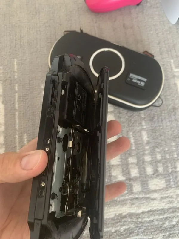 PsP street. 8gb лик2 та флешкаси+жехол сумкааси бонус 5