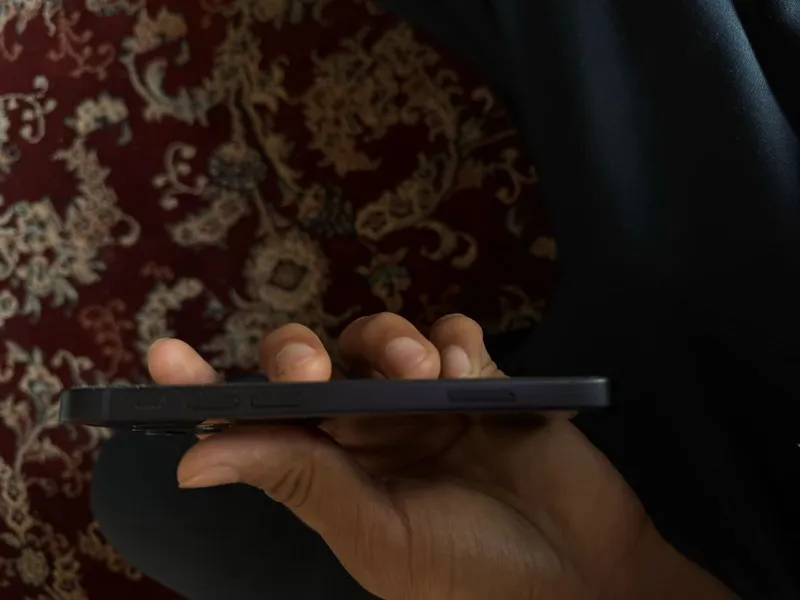 Iphone 12 mini ideal ekrandagi siniq steklo singan hamma joyi ideal — фото 6