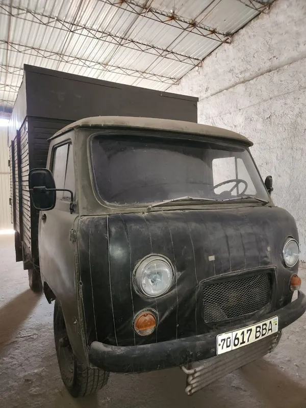 Автомашина УАЗ-3303 — фото 1