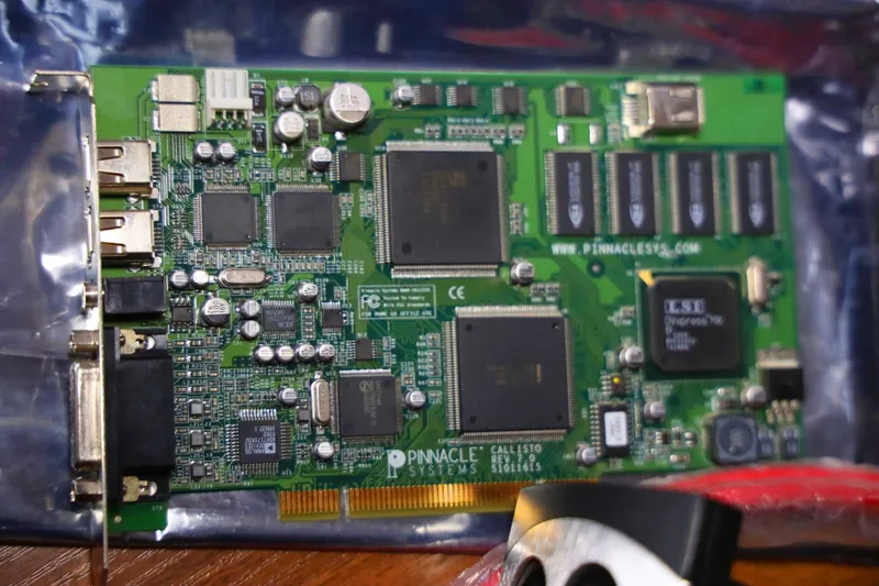 Плата видеомонтажа Pinnacle Systems DV500 — фото 1