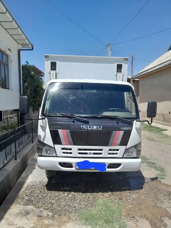 Isuzu NQR sotiladi 4 Isuzu NQR sotiladi 4