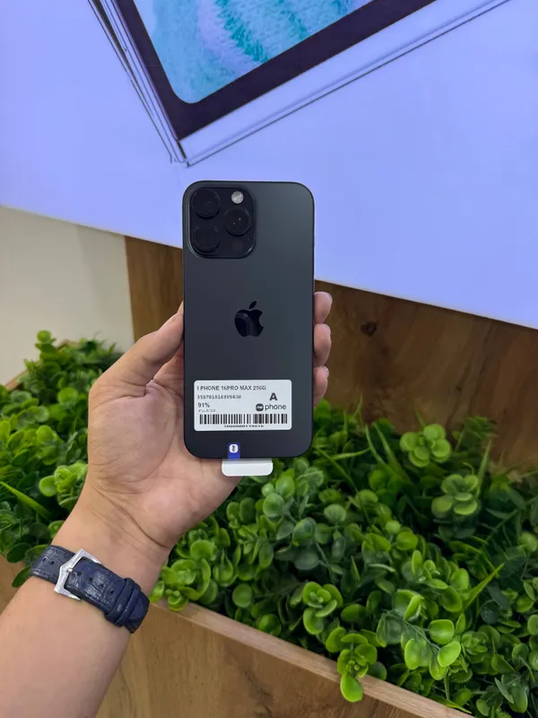 I PHONE 16 PRO MAX