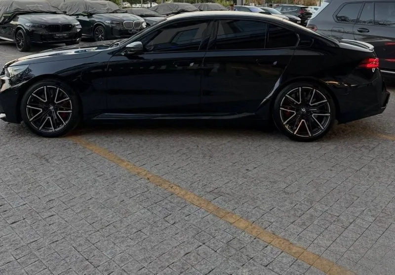 Bmw m5 g90 продается 2 Bmw m5 g90 продается 2
