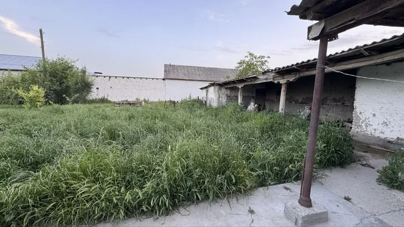 Ishtixon tuman ishtixon kuchasi charos restarani yonida — фото 4