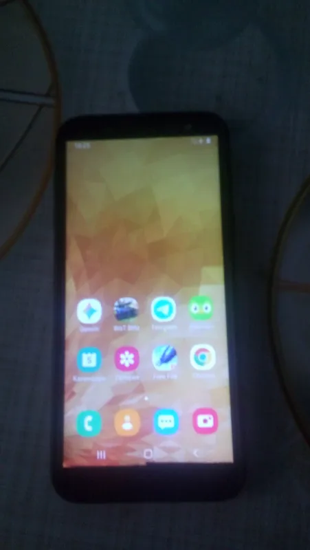Samsung J6