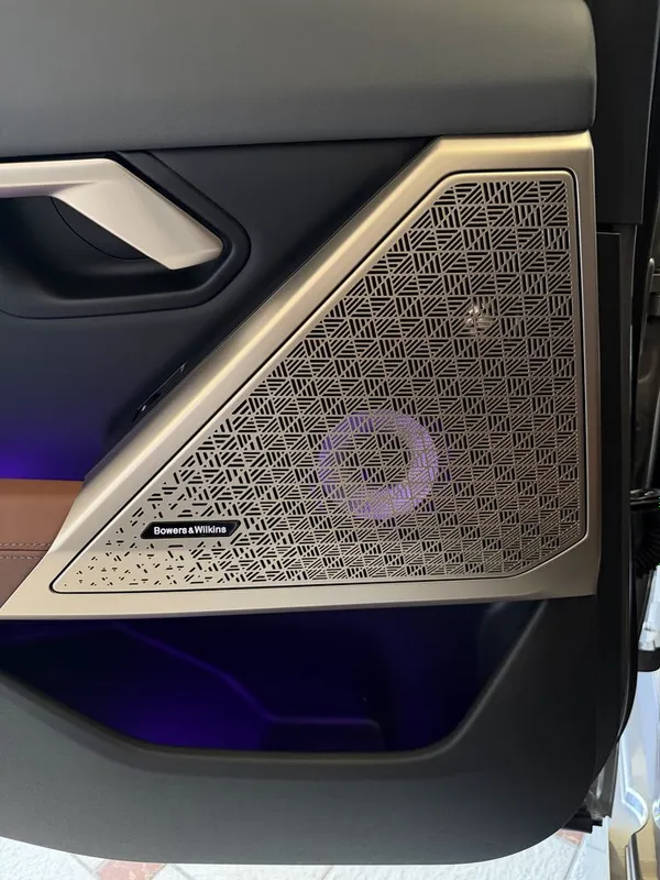 BMW i5edrive m40L 9 BMW i5edrive m40L 9