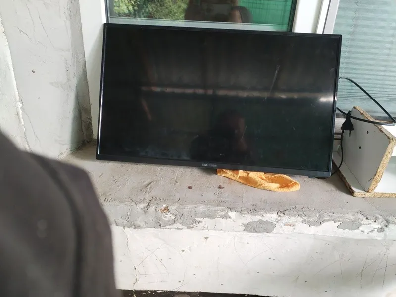 Televizor sotiladi 29