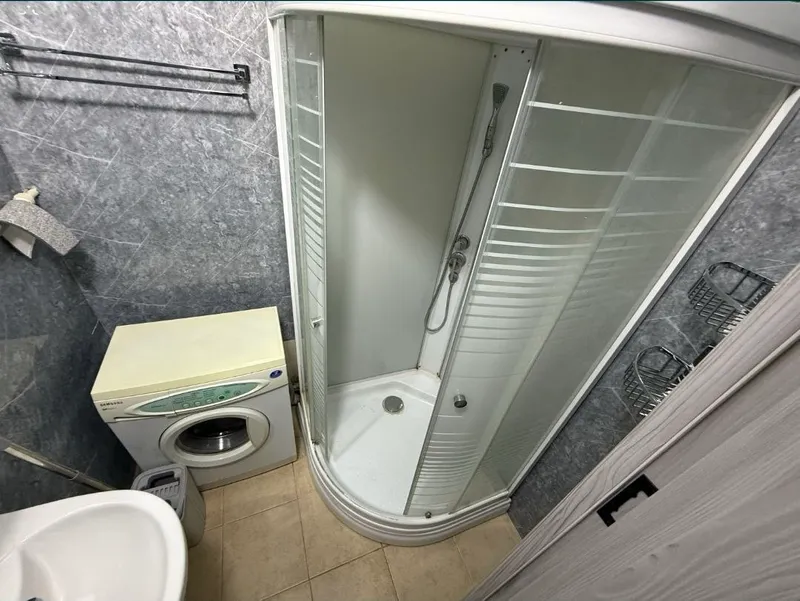 Shoshilinch Yakkasaroy tumanida 2 xonali kvartira 6