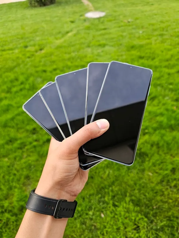 Samsung Galaxy S20 Plus (5G) — фото 1