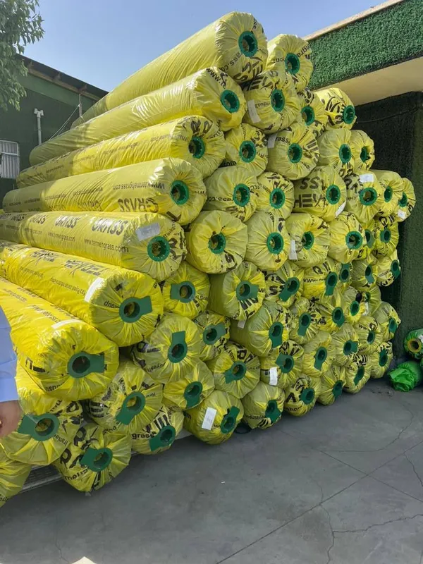 Искусственный газон suniy chim suniy gazon futbol poliya va landshaft