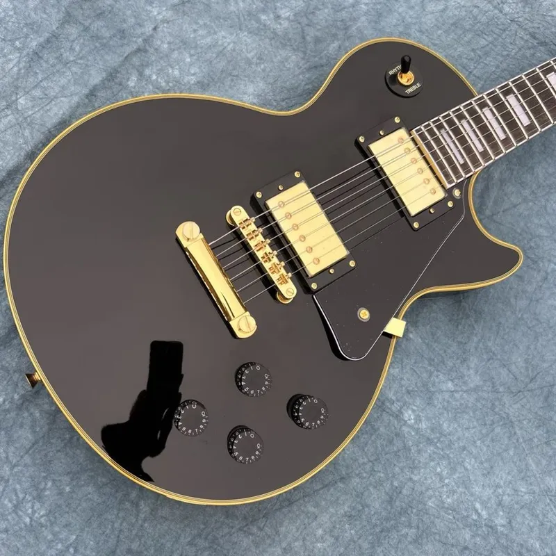 Elektr gitara yangi