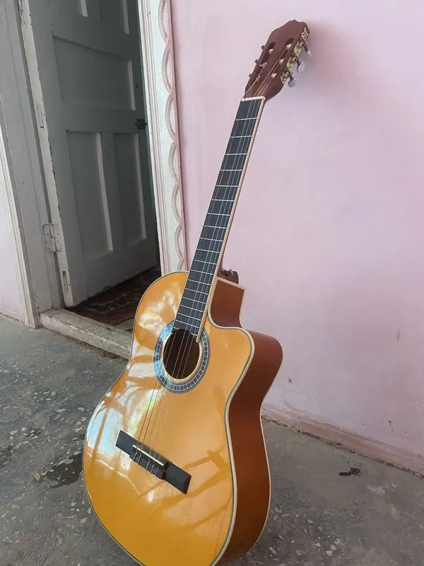 Gitara kafolati 5 yill oling — фото 1