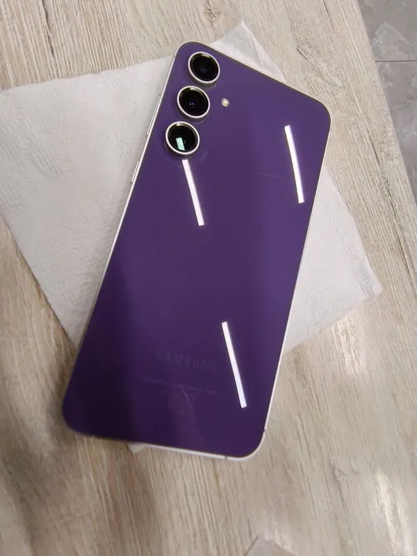 Samsung s23fe 2 Samsung s23fe 2