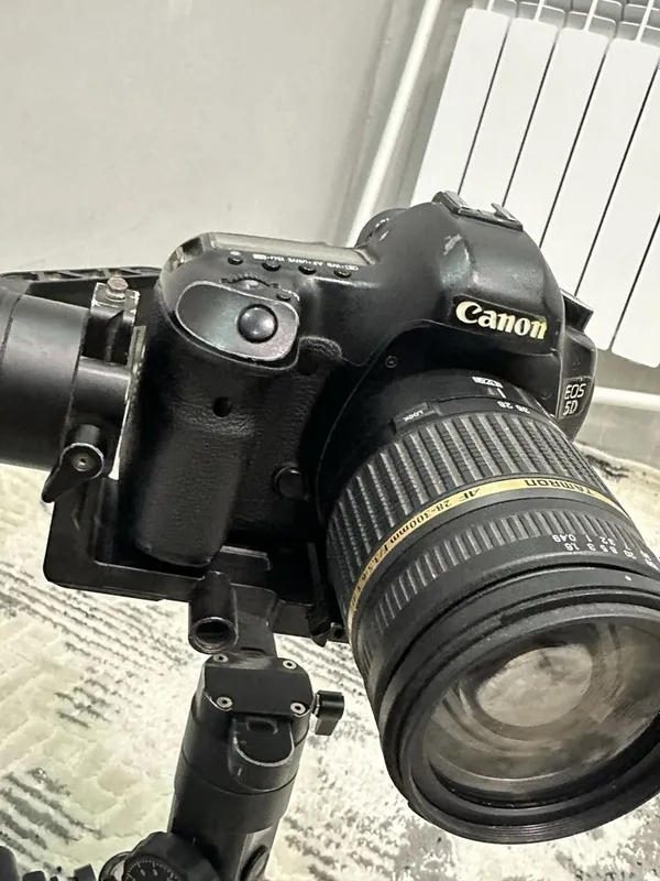 Canon Eos5 Mark III 3 Canon Eos5 Mark III 3