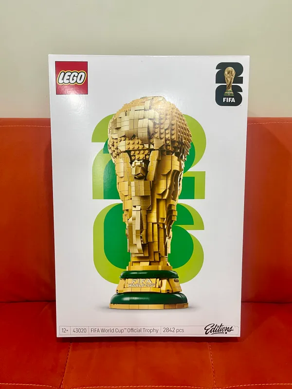 LEGO Editions - Официальный трофей FIFA World Cup 1 LEGO Editions - Официальный трофей FIFA World Cup 1