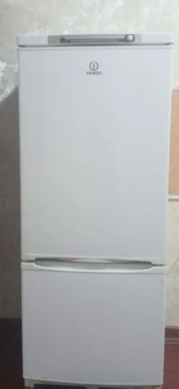 INDESIT muzlatgich