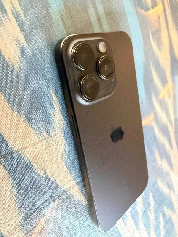 iphone 15 pro, 256Gb 1