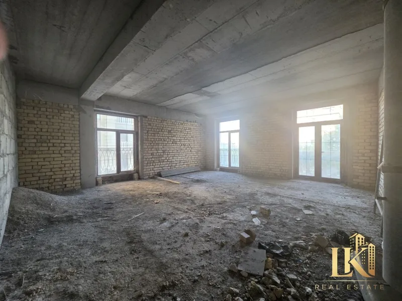 Продаётся 4-комнатная квартира в ЖК Oq Saroy 8 Продаётся 4-комнатная квартира в ЖК Oq Saroy 8