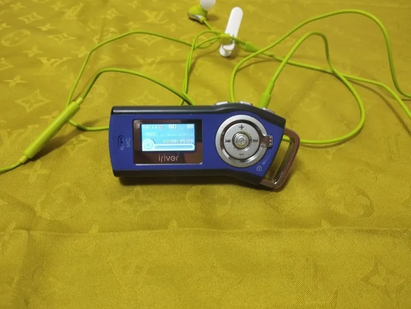 Assalom alekum Mp3 player Sotiladi Ovoz Bass Yaxwi — фото 4