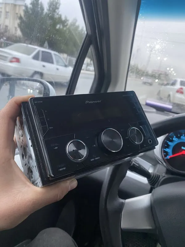 pioneer 425 bt. 2
