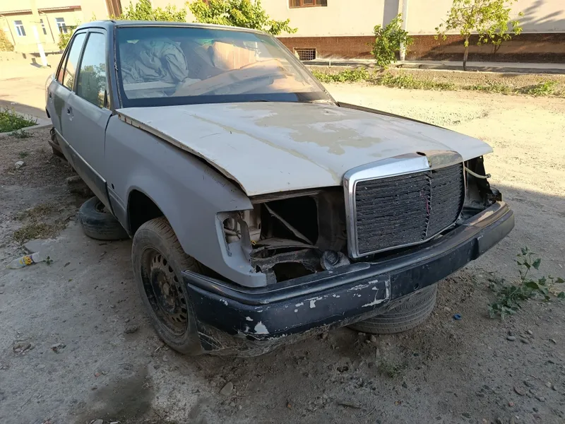 Mersedes benz 124 zapchastlari va kuzovi sotiladi — фото 2